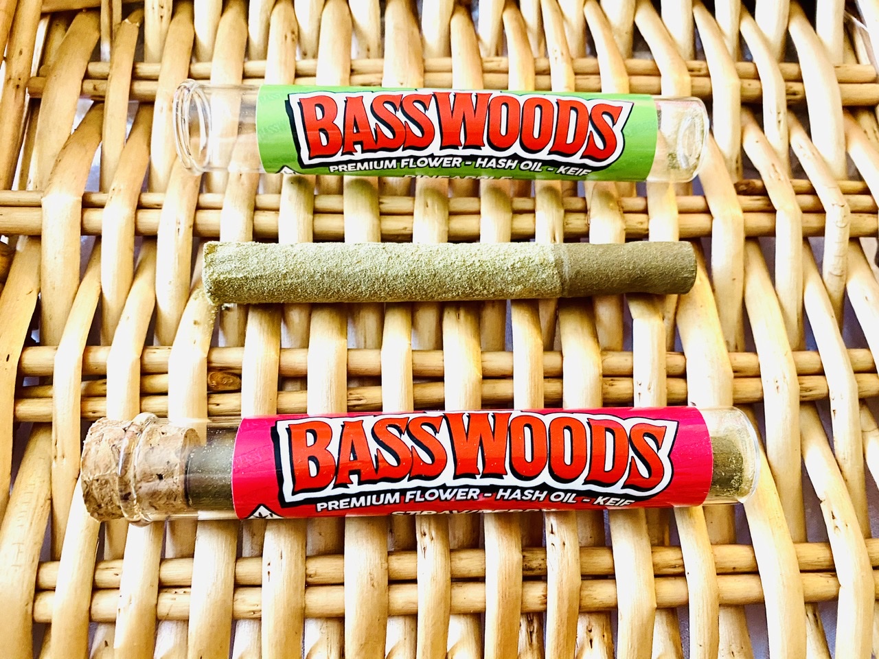 basswoods-authentic-backwoods-with-over-2-grams-of-premium-flower-in